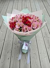 Букет цветов из:  Альстромерии в Североморске