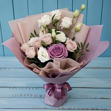 Букет цветов из:  Розы и Лизиантусы в Североморске