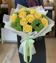 Букет цветов из:  Хризантемы и Розы в Североморске