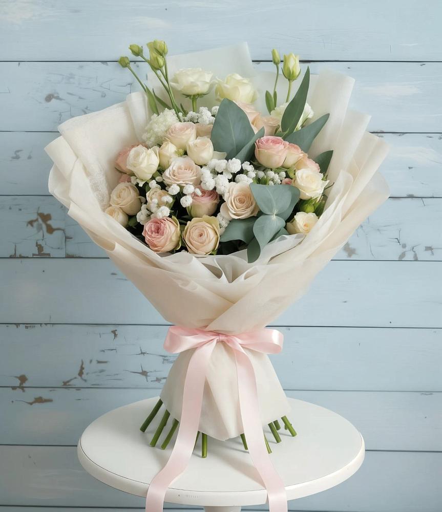 Букет цветов из: Розы и Лизиантусы в Североморске