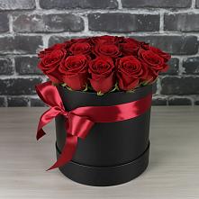 Цветочная композиция из Розы в шляпной коробке #REPLACE_PRED# Североморске