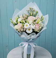 Букет цветов из:  Розы и Лизиантусы в Североморске
