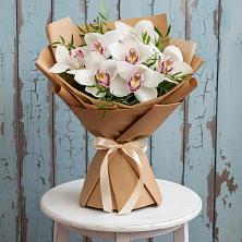 Букет цветов из:  Орхидеи и Розы в Североморске